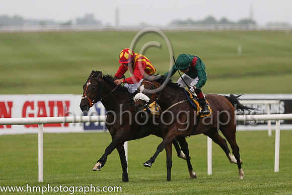1st - 2 Silwana - Trainer: D K Weld - Jockey: PJ Smullen - Owner: HHAga Khan - Colors: green, red epaulettes