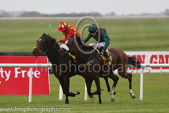 1st - 2 Silwana - Trainer: D K Weld - Jockey: PJ Smullen - Owner: HHAga Khan - Colors: green, red epaulettes