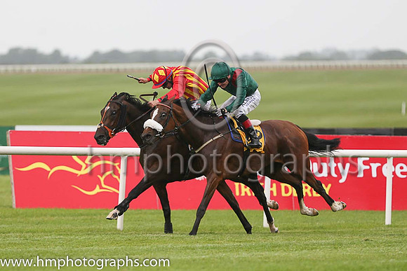 1st - 2 Silwana - Trainer: D K Weld - Jockey: PJ Smullen - Owner: HHAga Khan - Colors: green, red epaulettes