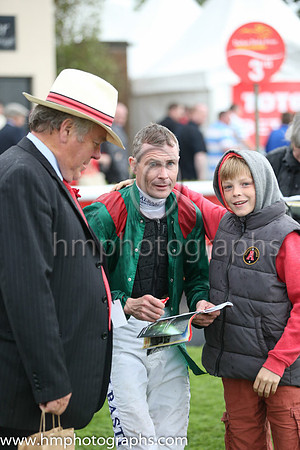 Pat Smullen signs and autograph