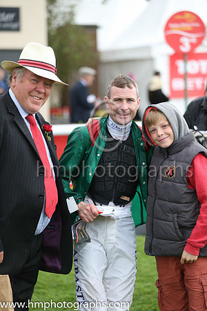 Pat Smullen signs and autograph