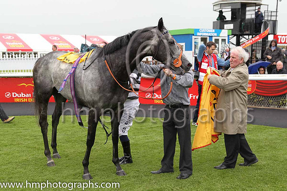 1st - 2 Overeign Debt - Trainer: David Nicholls (in GB) - Jockey: CD Hayes - Owner: Lady O'Reilly - Colors: black and white hoops