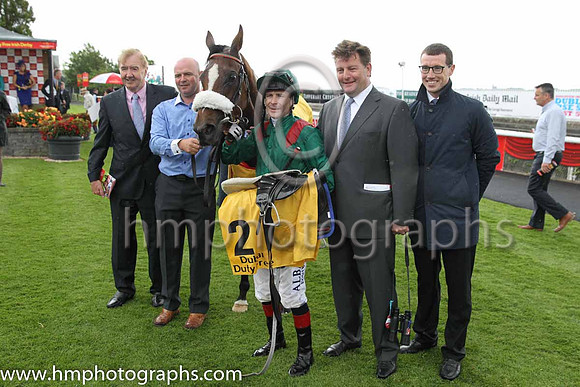 1st - 2 Silwana - Trainer: D K Weld - Jockey: PJ Smullen - Owner: HHAga Khan - Colors: green, red epaulettes