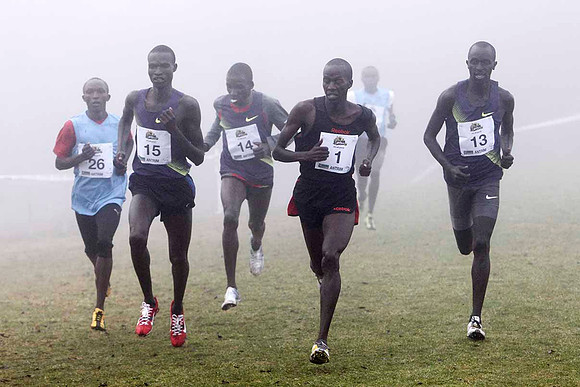 Moses Kibet UGA (26) 5th in 26.37, Titus Mbishei (15) KEN, 2nd in 26.13, Dennis Masai KEN (14) , 4th in 26.31, MIke Kigen (1) KEN winner in 26.07 & Jacob Cheshari (13) KEN, 3rd in 26.21 - CU2D2859-e