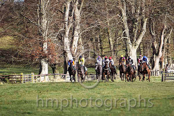 Runners at Loughanmore - FT8E9255-e