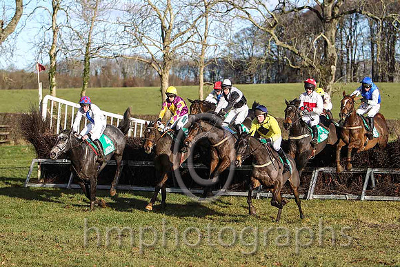 Unic De Bersy & Derek O'Connor - Winner (3,black and white qtrd ) - FT8E9272-e