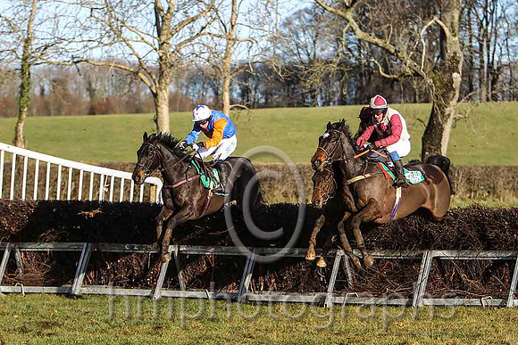 Sudski Star & J P McKeown - 6th (16,orange and blue hlvd ) &  Witheslegs & P E Turley - 9th (20, beige, maroon cross ) - FT8E9274-e