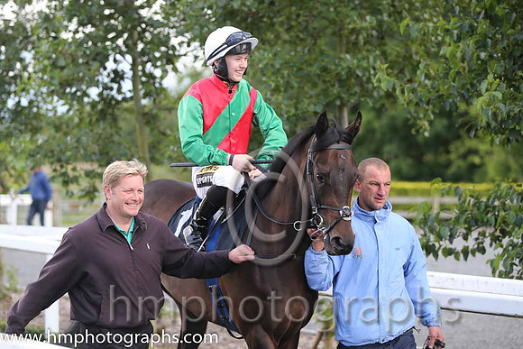 1st No 1 Roibeard (IRE) (6) - Jockey: C T Keane - Trainer: G M Lyons - Colours: red, green sash