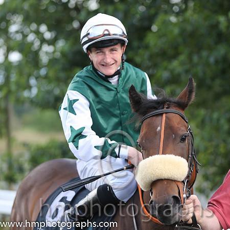 8th No 6 An Droichead (IRE) (3) - Jockey: S Foley - Trainer: A J Martin - Colours: dark green