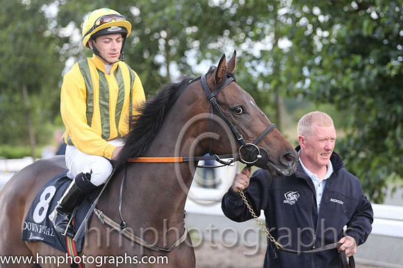 7th No 8 Smiling Emily (IRE) (2) - Jockey: W M Lordan - Trainer: G A Kingston - Colours: yellow, green stripes