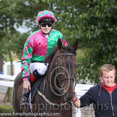 14th No 5 Battleroftheboyne (IRE) (4) - Jockey: D P McDonogh - Trainer: M Mulvany - Colours: pink and emerald green qtrd