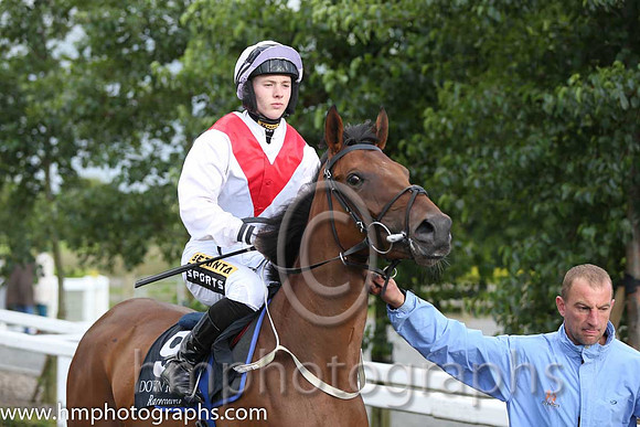 6th No 9 Trust Your Opinion (IRE) (3) - Jockey: C T Keane - Trainer: G M Lyons - Colours: white, red chevron