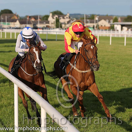 1st No 6 Annagh Haven (IRE) (5) - Jockey: C D Hayes - Trainer: M Mulvany - Colours: red and yellow diabolo