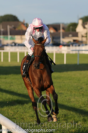 6th No 2 Sheeba (3) - Jockey: C R King (3) - Trainer: D Marnane - Colours: white, pink epaulettes