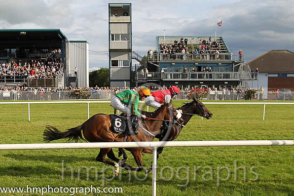 3rd No 6 Sliabh Luachra (IRE) (6) - Jockey: C D Hayes - Trainer: K Prendergast - Colours: green, orange seams
