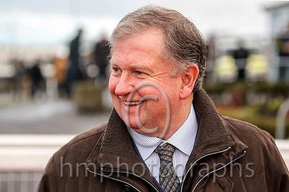 01st - A smiling Ian Ferguson trainer of winner Ceasar Milan - (9, white, royal blue panel) - FT8E9970-e3