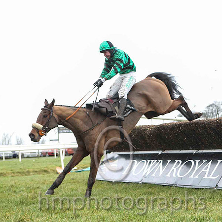 Merchant Royal & Mr J P McKeown - 3rd (2, emerald green and black) - CU2D5258-e