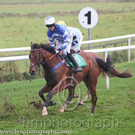 07 Move To The Groove and Mr B O'Neill - - 07th (9 ,Blue and white chevrons ) Trainer - Colin Bowe