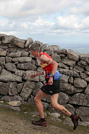 Angela Mudge - Carnethy Hill Running Club -Winner in 1:00:18 - CU2D2382-e