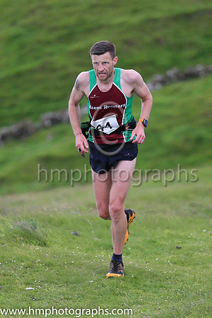 1 Jonny Steede (44 , Glens Runners ) 01:15:28