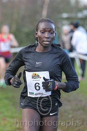 03rd in 18:45 Magalyne Masai (6) KEN - FT8E0070-e
