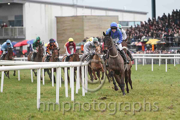 06th Hidden Shadow & Mr K Cresswell - 6th (4, royal blue, emerald green seams ) - FT8E9895-e
