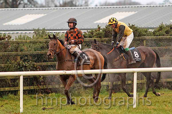 03rd Red Admirable & Mr S Crawford - 3rd (7, black and amber check ) & 04th - FT8E9957-e