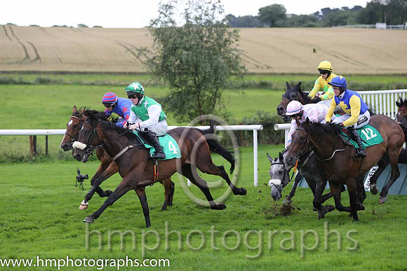 08th Abarta ( 4 , emerald green, white stars ) and L.P. Dempsey (3) - Trainer : V. T. O'Brien - Owner : Sean O'Brien
