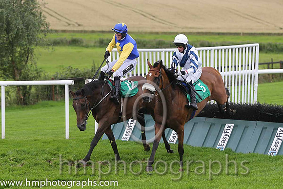 06th Subtitle ( 12 , royal blue, yellow cr=ss ) and J.J. Slevin (7) - Trainer : S. Slevin - Owner : Michelle Ryan