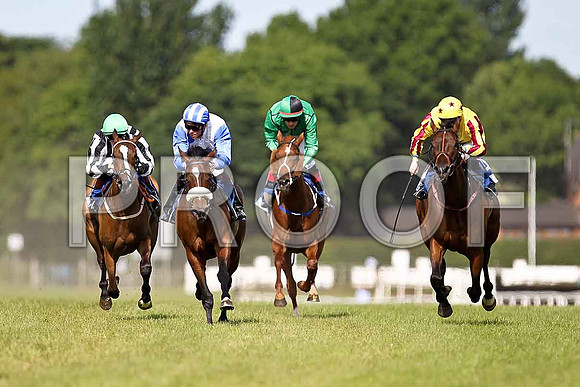 Frenka 3rd, Jockey C D Hayes , Vampire Blues Winner , Jockey K Latham , Irish Reel 4th Jockey P J Smullen & sarsfield Legend 2nd , Jockey W J Lee - FT8E1598-e