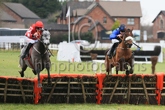 1 Doctor Bravo (1 ,red, white diamond ), Jockey - D N Russell ,Trainer - G Elliott