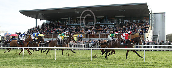 1 Limerick Lace (1 ,emerald green and orange hoops ), Jockey - L P Dempsey ,Trainer - G P Cromwell