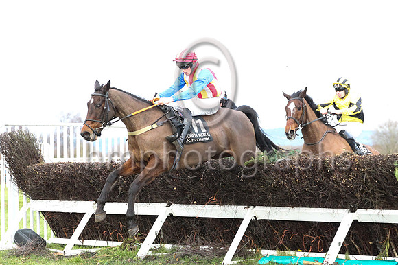 1 Wee Small Hours (11 ,red, white and yellow stripes ), Jockey - D P Maxwell ,Trainer - M Rice