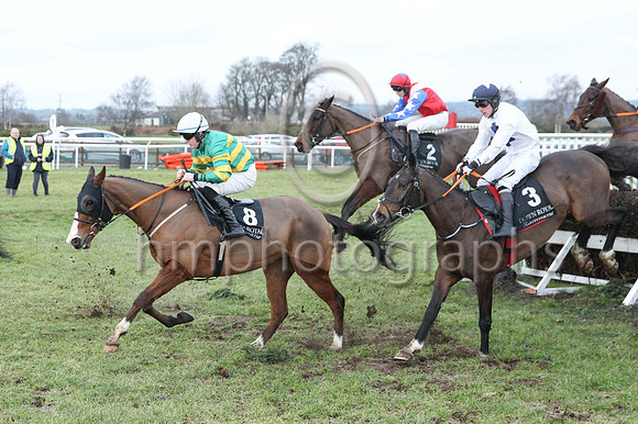 1 Angels Dawn (2 ,red, white sash ), Jockey - C M Quirke ,Trainer - S Curling