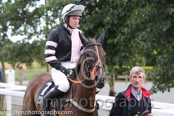 AA1V7808