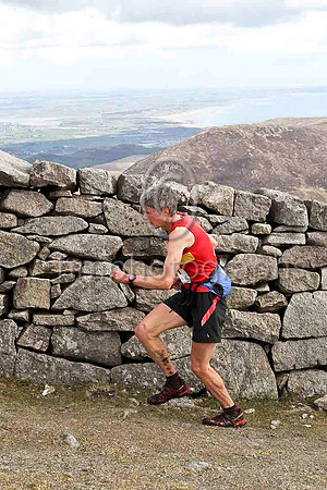 Angela Mudge - Carnethy Hill Running Club -Winner in 1:00:18 - CU2D2376-e