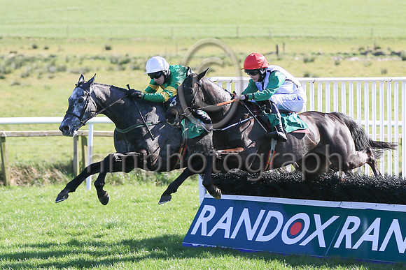 01st Pure Genius and M P Walsh ( 4 , orange  and green hoops ) Trainer - T M Walsh , Owner - John P McManus