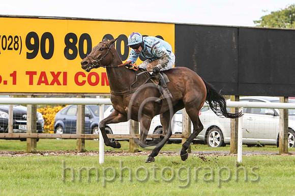 03 Catch Me Up & Mr M J O'Hare - 3rd (7, light blue, dark blue seams) - FT8E3170-23