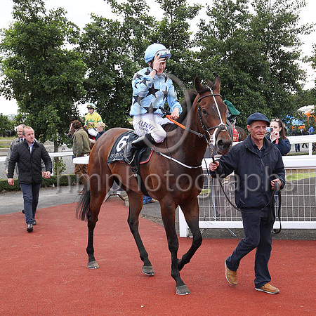 01st Mr Michael  Shane Foley (6, light blue, black stars) trainer Adrian Brendan Joyce, Owner Mrs Christina Joyce