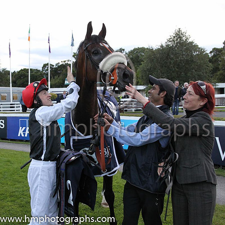 1st Kelinni ( 2 ) - black, white seams ( Gary Halpin ) : Trainer - Kevin Ryan