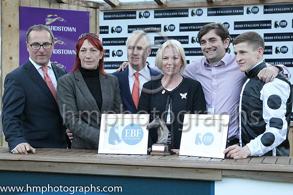 1st Kelinni ( 2 ) - black, white seams ( Gary Halpin ) : Trainer - Kevin Ryan
