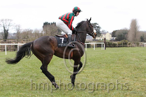 12 El Soro & D J Casey - 12th (7, dark green and red chevrons ) - FT8E2059-16