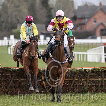 01 Monelissio & J S McGarvey - winner (10, yellow, maroon inverted triangle) - FT8E2096-Edit-44