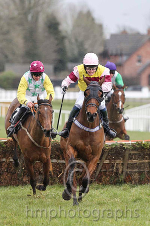 01 Monelissio & J S McGarvey - winner (10, yellow, maroon inverted triangle) - FT8E2098-Edit-89