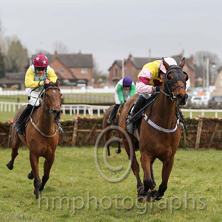 01 Monelissio & J S McGarvey - winner (10, yellow, maroon inverted triangle) - FT8E2101-47