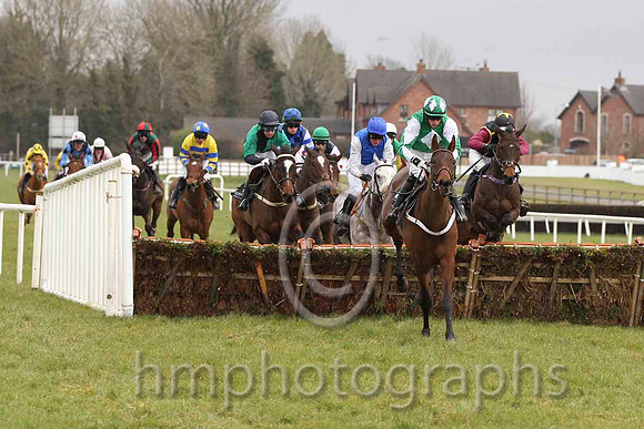 04 Tapaigh An Deis & B J Cooper - 4th (13, emerald green , white diamond) - FT8E2107-51