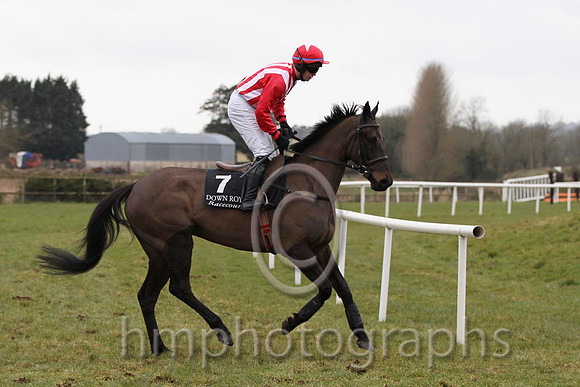 01 Tyrone Tiger & S E Butler - Winner (7, white & red striped) - FT8E2182-57