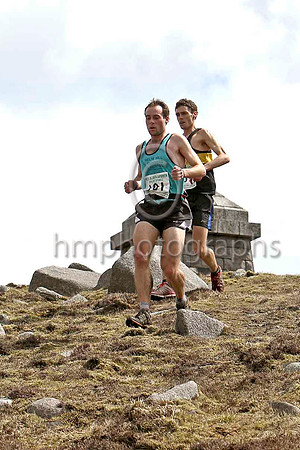 Mark Addison - 9th in 52:16 - Helm Hill Runners - FT8E3699-e