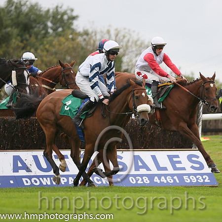 02nd Drumhart ( 2 , royal blue, white hoop ) and M.P. Fogarty - Trainer : C.A.McBratney - Owner : James Murdoch/A.S. Pearson