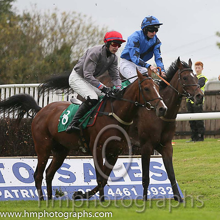08th Trainspotting (GB) ( 9 , white, red chevrons on sleeves ) and R.C. Colgan - Trainer : Michael G. Cleary - Owner : Kilcock Racing Won Syndicate